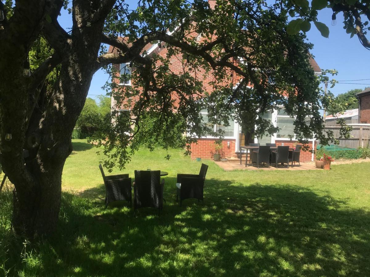 Redbrook Farm Bnb - Gateway To The New Forest Fordingbridge Exteriör bild